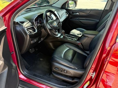 Used 2019 Chevrolet Equinox LT w/ Sun & Navigation Package AWD/4WD image 12