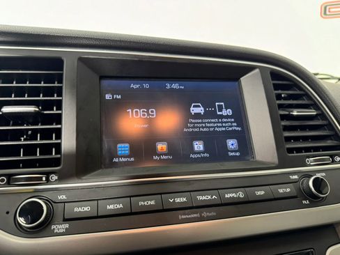 Used 2018 Hyundai Elantra SEL w/ Cargo Package image 18