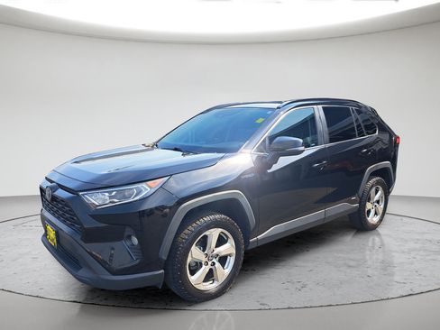 Used 2021 Toyota RAV4 XLE Premium AWD/4WD image 1