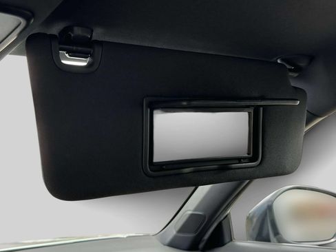 Used 2025 Honda Civic Sport image 28