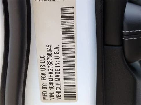 New 2025 Jeep Grand Cherokee Laredo X image 35