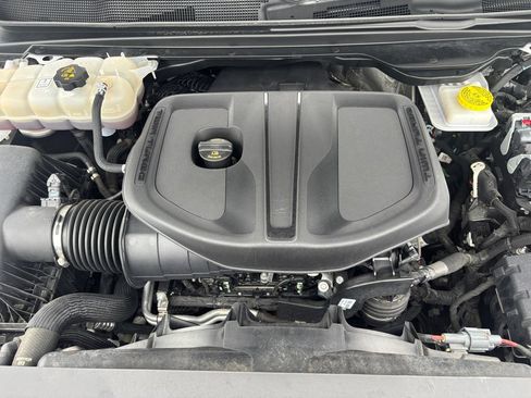 Used 2025 RAM 1500 Laramie w/ Night Edition AWD/4WD image 32