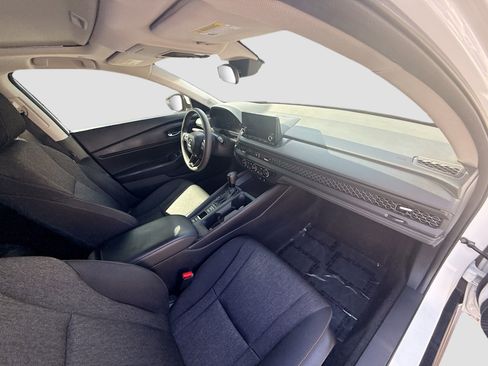 Certified 2023 Honda Accord EX image 31