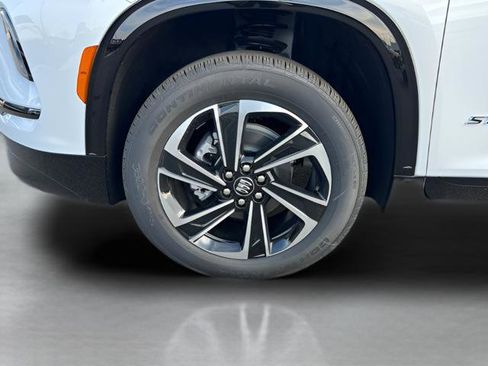 New 2026 Buick Enclave Sport Touring w/ Power Package image 32