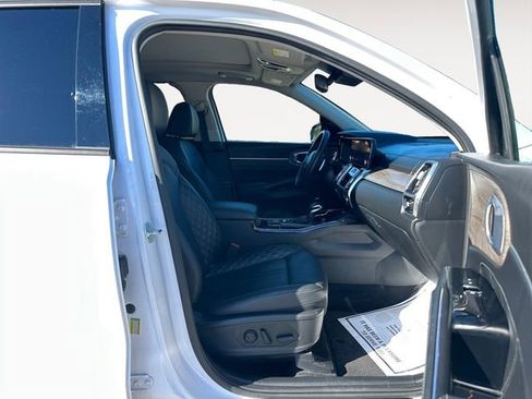 Used 2023 Kia Sorento SX Prestige image 15