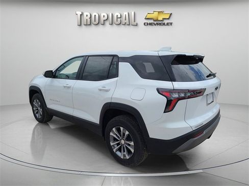 New 2026 Chevrolet Equinox LT image 3