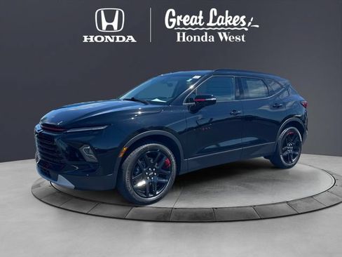 Used 2024 Chevrolet Blazer LT w/ Sound & Technology Package FWD image 1