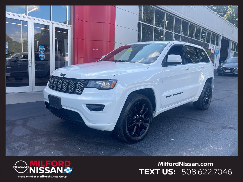 Used 2022 Jeep Grand Cherokee Laredo X AWD/4WD image 1