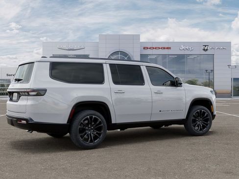 New 2026 Jeep Grand Wagoneer L Summit AWD/4WD image 4
