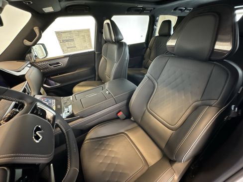 New 2026 INFINITI QX80 Autograph w/ Premium Cargo Package image 11
