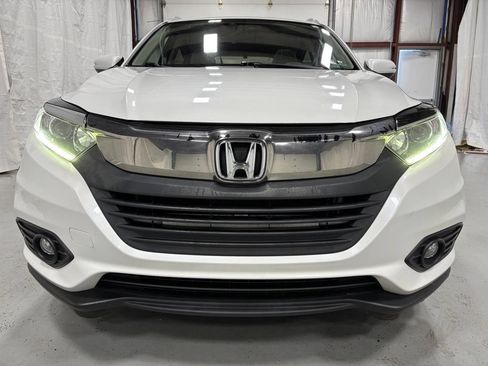 Used 2019 Honda HR-V EX image 2