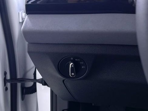 New 2026 Volkswagen Jetta SE image 27