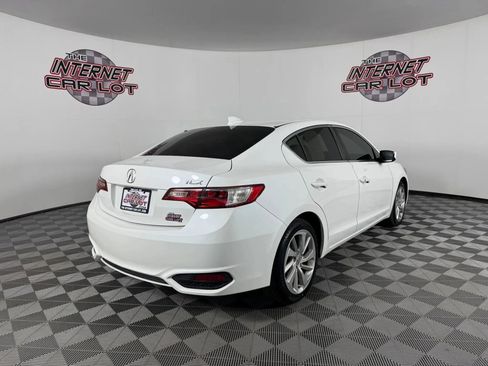 Used 2017 Acura ILX FWD image 7