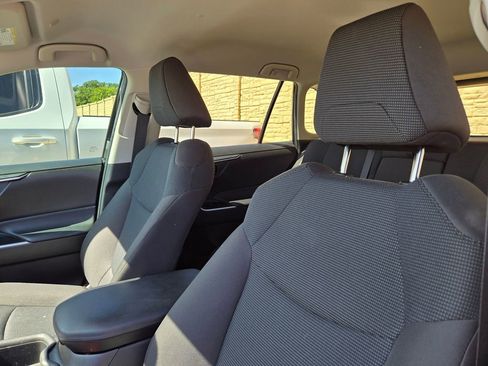 Used 2023 Toyota RAV4 LE FWD image 25