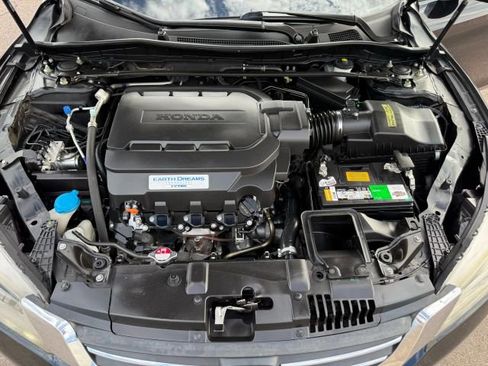 Used 2015 Honda Accord Touring image 17