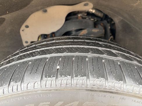 Used 2021 Ford Expedition Limited w/ Equipment Group 303A AWD/4WD image 45