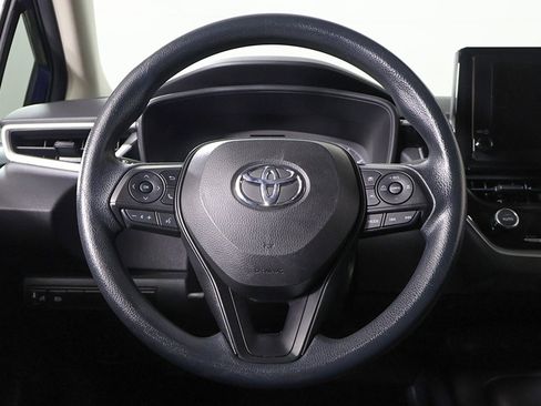 Used 2023 Toyota Corolla LE image 30