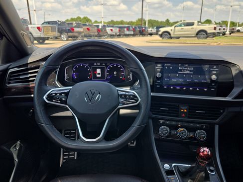 Used 2023 Volkswagen Jetta GLI Autobahn FWD image 28