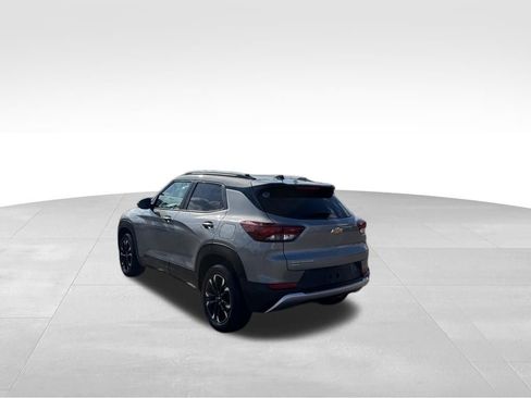 Used 2023 Chevrolet TrailBlazer LT w/ Convenience Package image 7