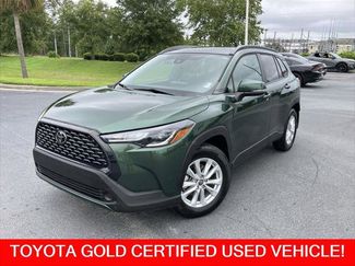 Certified 2022 Toyota Corolla Cross LE image 1