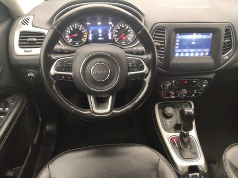 Used 2021 Jeep Compass Latitude w/ Convenience Group AWD/4WD image 22