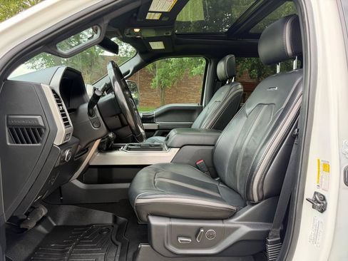 Used 2020 Ford F350 Platinum w/ Tremor Off-Road Package AWD/4WD image 20