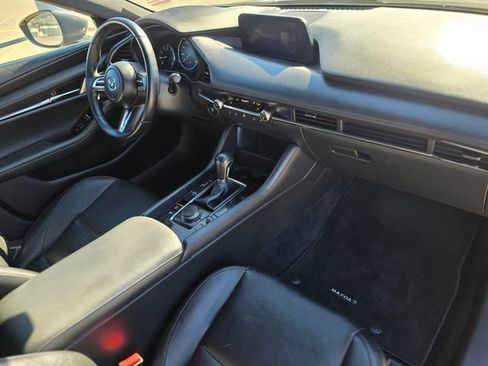 Used 2019 MAZDA MAZDA3 AWD Hatchback w/ Premium Pkg image 9