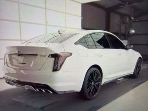 Used 2020 Cadillac CT5 V w/ Platinum Package AWD/4WD image 3