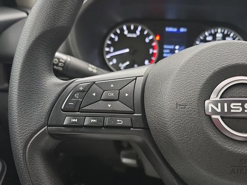 Used 2025 Nissan Sentra S FWD image 14