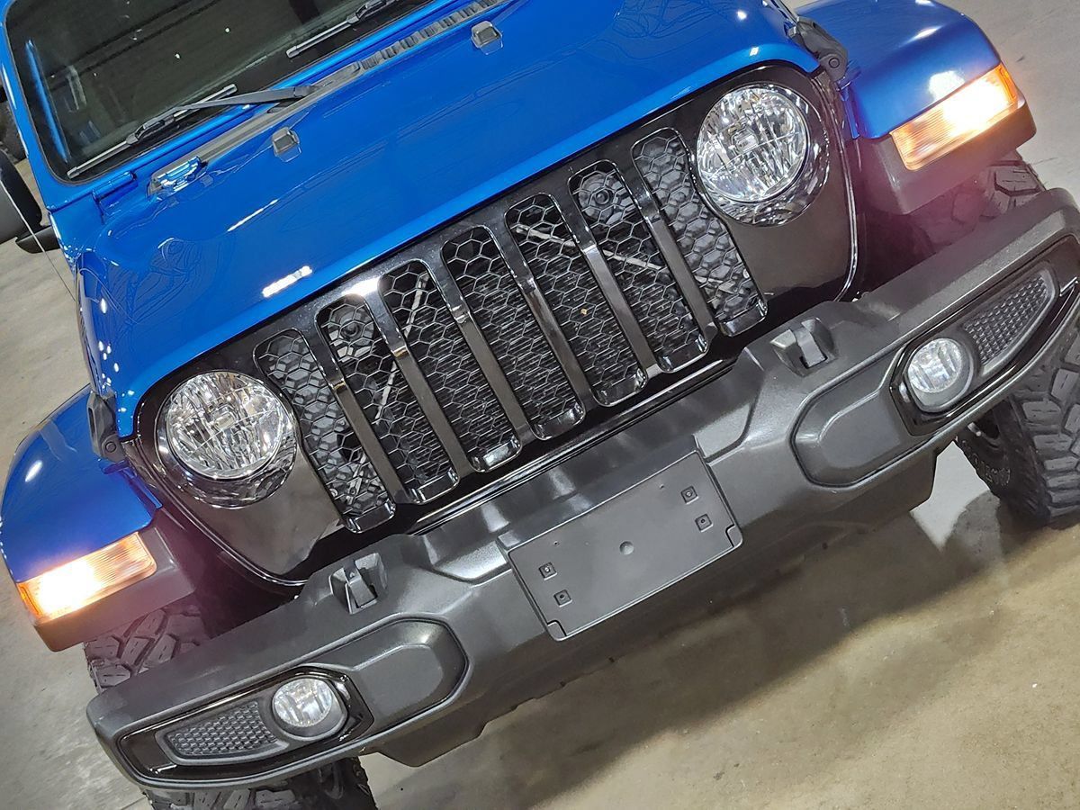 Used 2021 Jeep Gladiator Sport AWD/4WD image 19