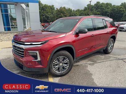 Certified 2025 Chevrolet Traverse LT w/ Driver Confidence Package