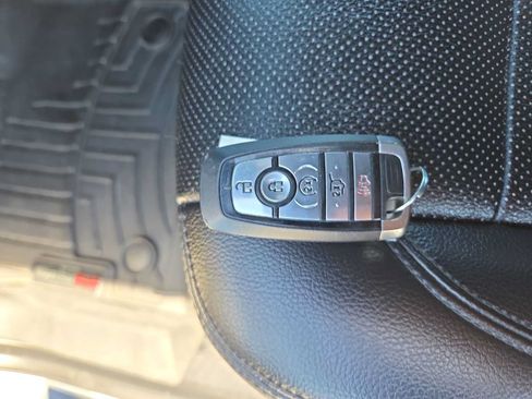 Used 2020 Ford Expedition Max XLT w/ Equipment Group 202A AWD/4WD image 28