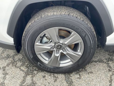 Used 2025 Toyota RAV4 LE image 29