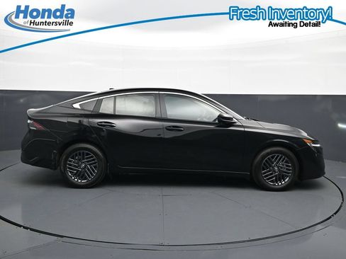 Used 2026 Nissan Sentra SV w/ Floor Mat Package FWD image 11