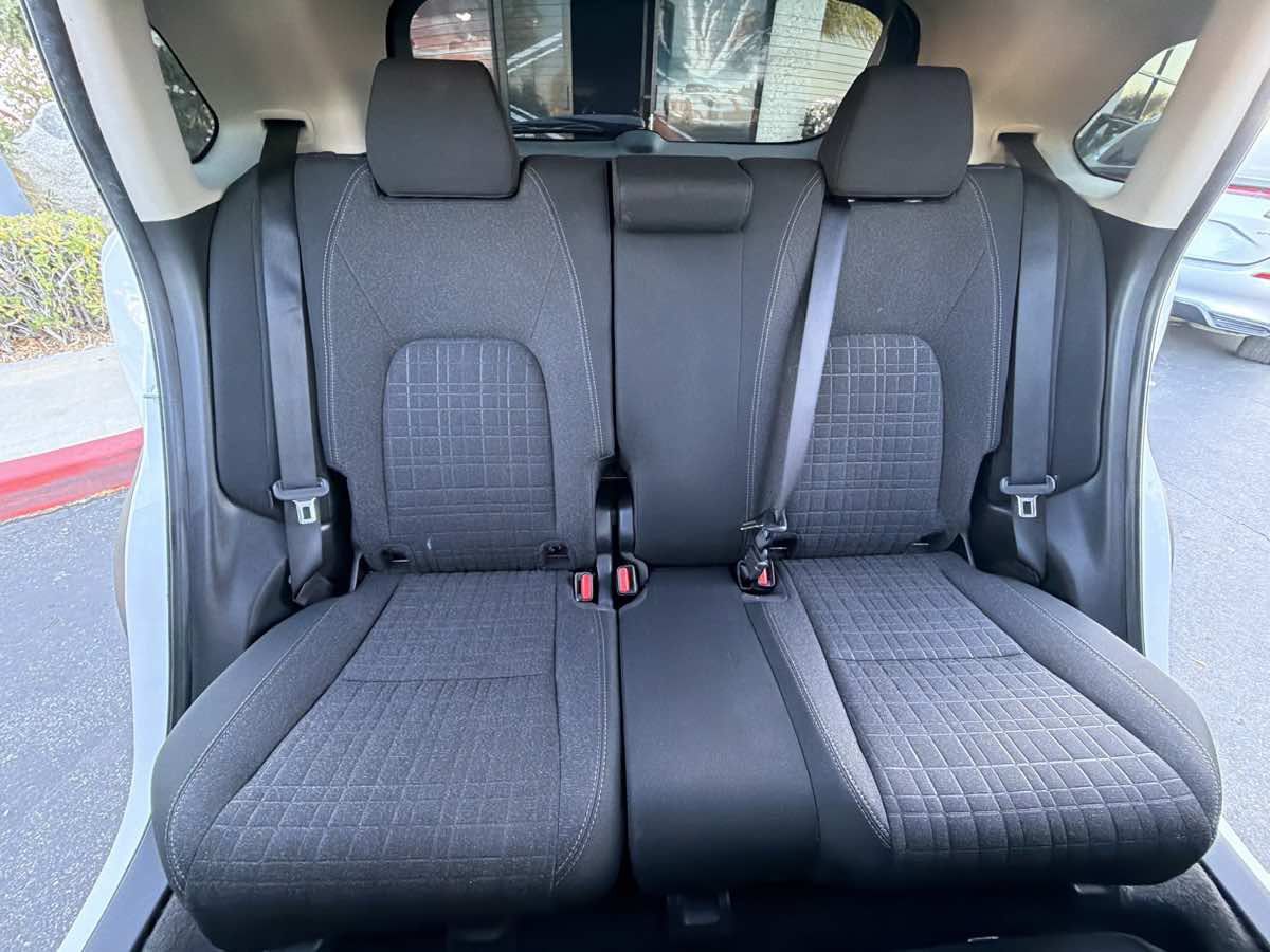 Used 2023 Honda HR-V LX image 17