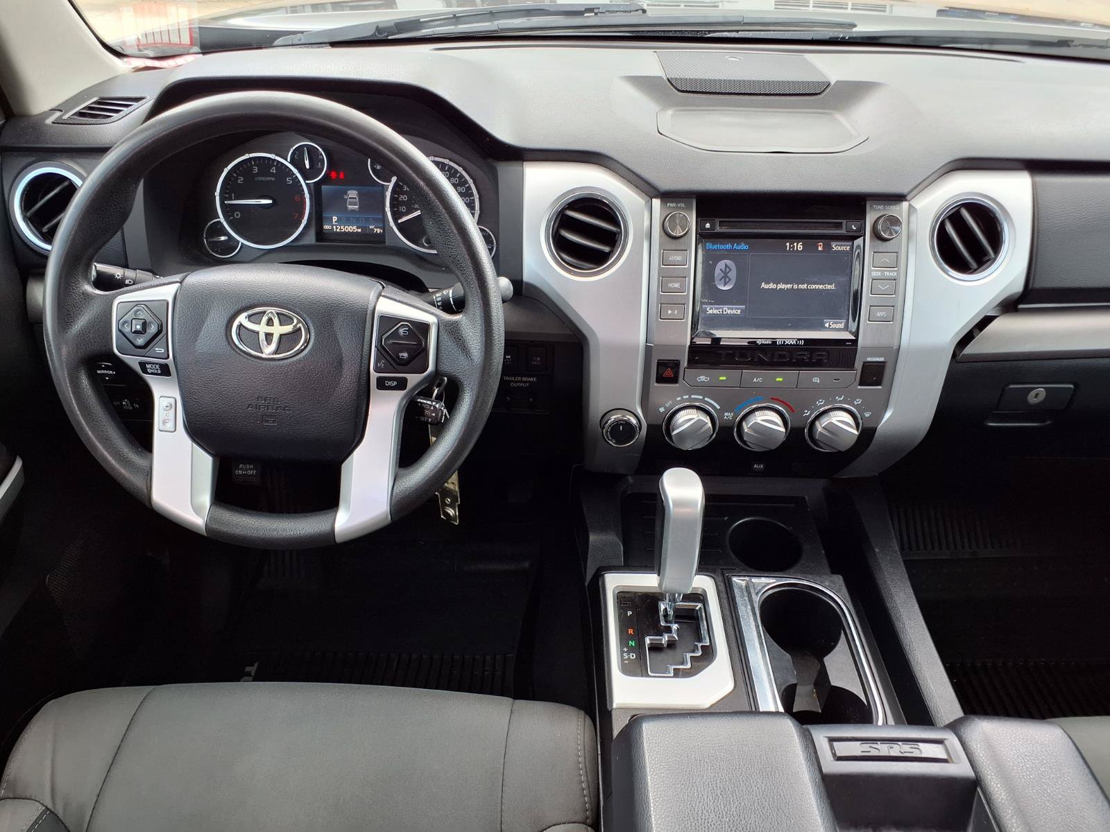 Used 2017 Toyota Tundra SR5 w/ SR5 Upgrade Package AWD/4WD image 12