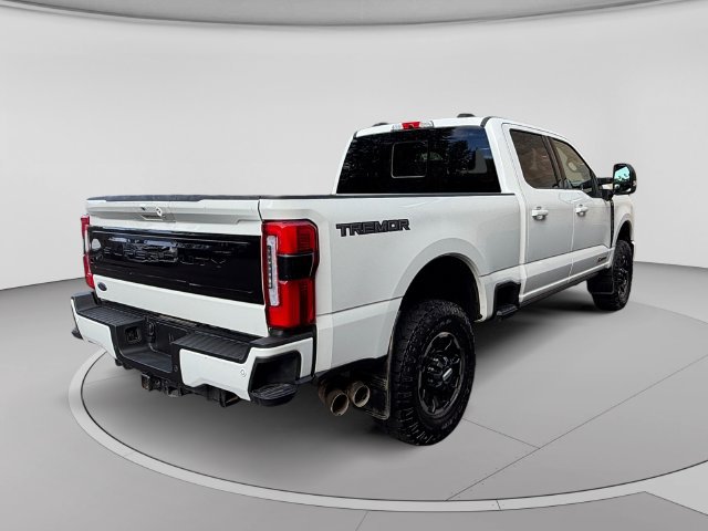 Used 2025 Ford F350 Platinum w/ Tremor Off-Road Package AWD/4WD image 5