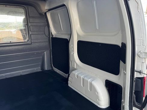Used 2019 Nissan NV200 SV w/ Navigation Package FWD image 12