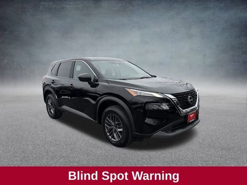 Used 2023 Nissan Rogue S image 9