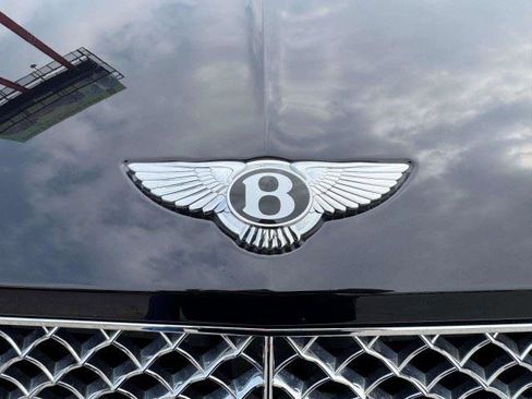 Used 2022 Bentley Continental GT AWD/4WD image 22