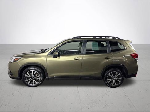 Used 2023 Subaru Forester Limited AWD/4WD image 9