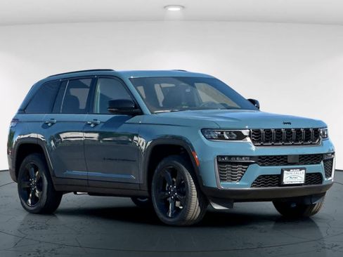 New 2026 Jeep Grand Cherokee Limited AWD/4WD image 5