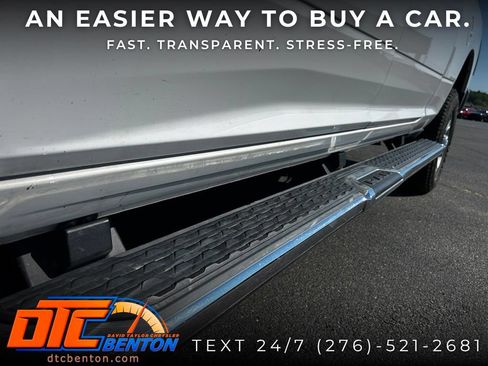 Used 2025 RAM 2500 Big Horn AWD/4WD image 9