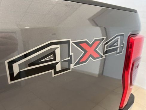 Used 2022 Ford F250 Lariat w/ Chrome Package image 9