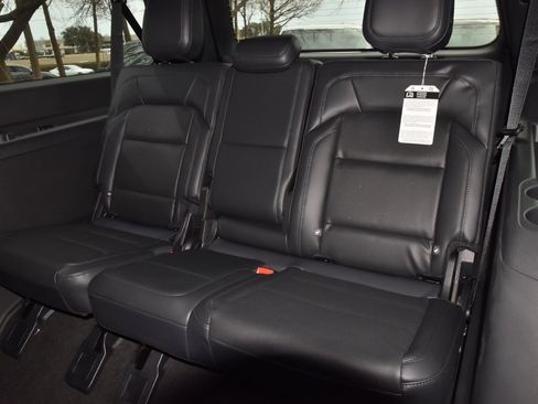 New 2025 Lincoln Navigator L Reserve w/ Jet Appearance Package image 15