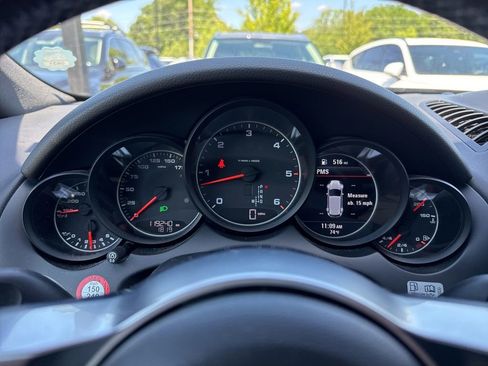Used 2015 Porsche Cayenne Diesel AWD/4WD image 4