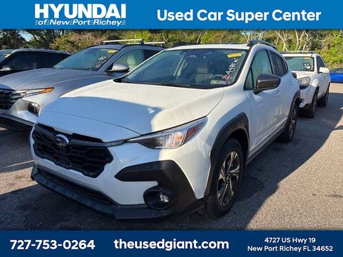Used 2025 Subaru Crosstrek 2.0i Premium image 1