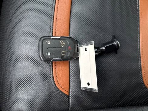 Used 2021 GMC Sierra 1500 AT4 image 36