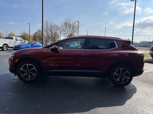 New 2026 Chevrolet Equinox EV LT image 7