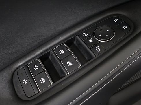 Used 2023 INFINITI QX60 Luxe image 46